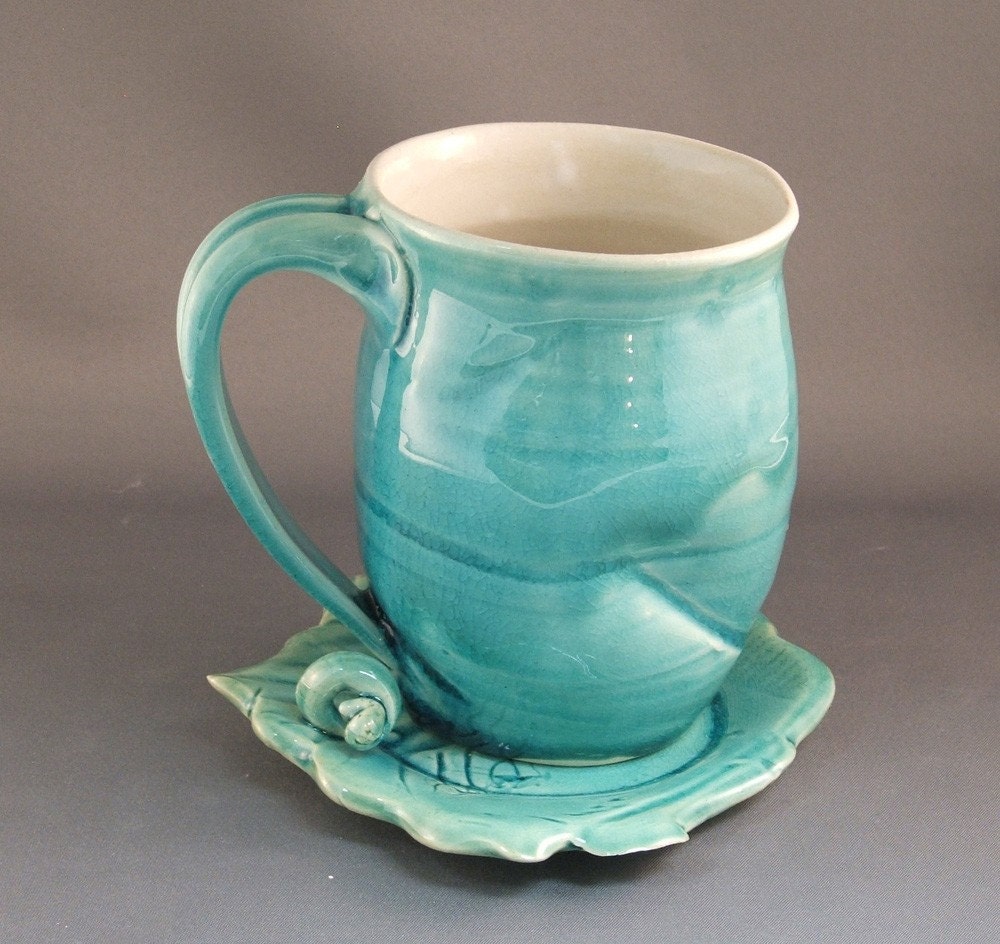 Cup on Leaf Saucer - Water Blue