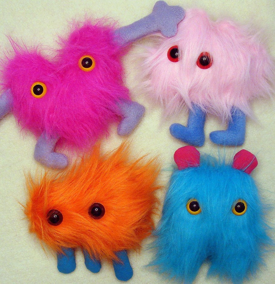 PLUSH CLASS 3/01 Design and Sew Your Own Huggable Plush Creature 