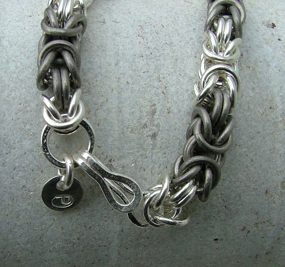 Byzantine Chain Maille Necklace. This Byzantine chain bracelet