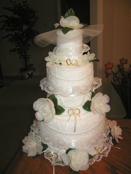 this week 39s david 39s bridal award elegant towel wedding cake