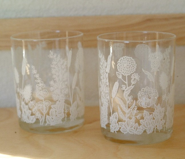 Vintage Drinking Glasses - Set of 2